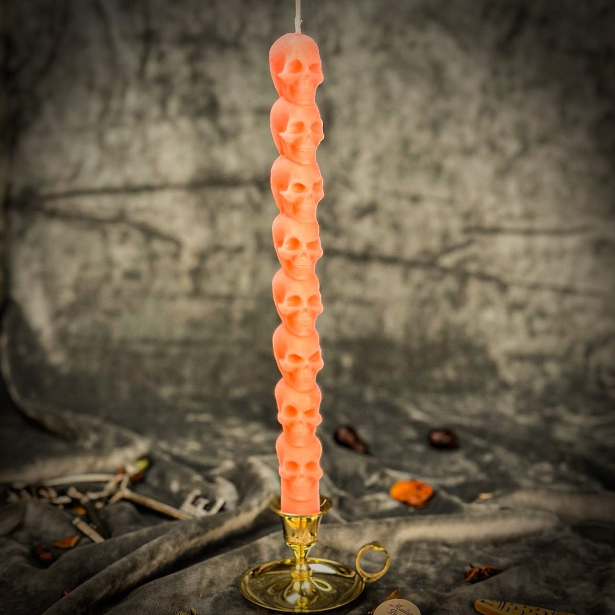Eight Day Skull Taper Candle Spell Kit - Mind Influence & Ancestral Wisdom