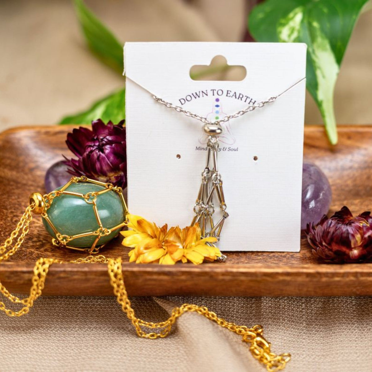 Adjustable Metal Crystal Holder Necklace
